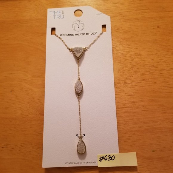 #630Z NEW Time & Tru “Gold” & Grey Agate Necklac - Picture 1 of 8